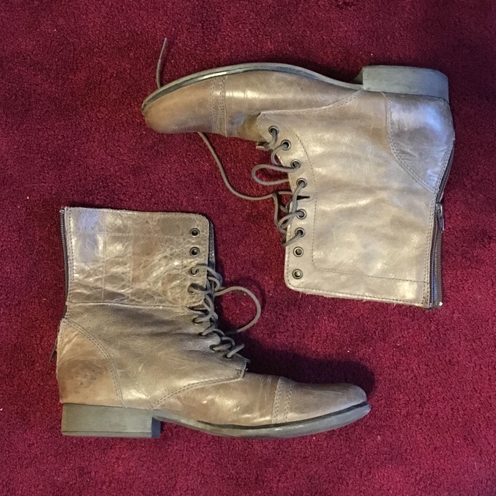 LAST CHANCE Steve Madden Troopa Boots